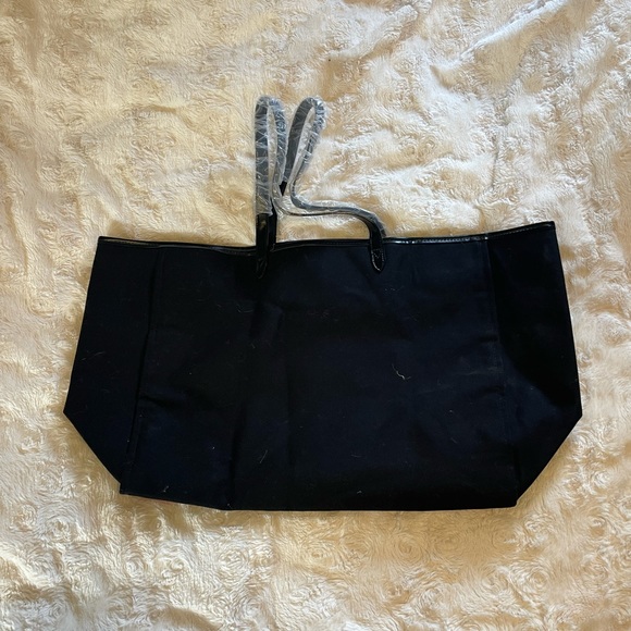 Victoria’s Secret Tote With Pouch - Picture 2 of 6